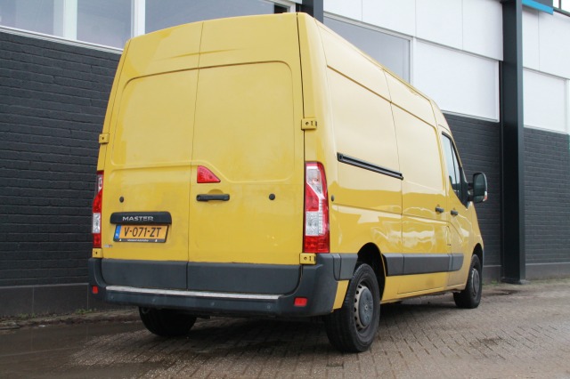 Renault Master 2.3 dCi 170PK 2x Schuifdeur L2H2 - EURO 6 - Airco - Cruise - PDC - € 15.900,- Excl.