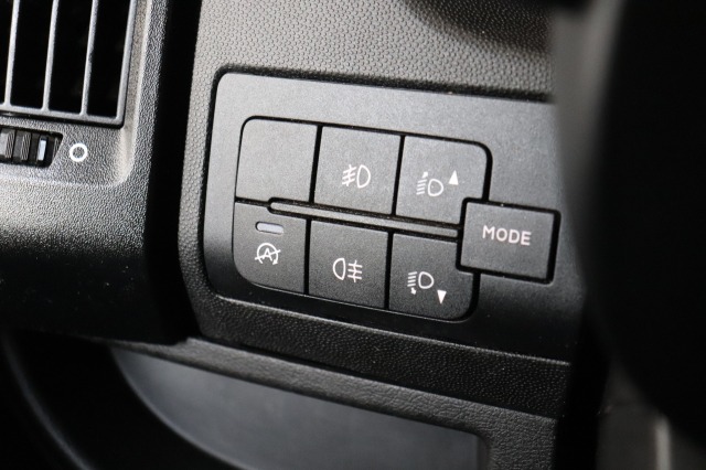 Peugeot Boxer 2.2 BlueHDi L2H2 140PK - EURO 6 - Airco - Navi - Cruise - Camera - € 13.900,- Excl. Peugeot Boxer 2.2 BlueHDi L2H2 140PK - EURO 6 - Airco - Navi - Cruise - Camera - € 13.900,- Excl.