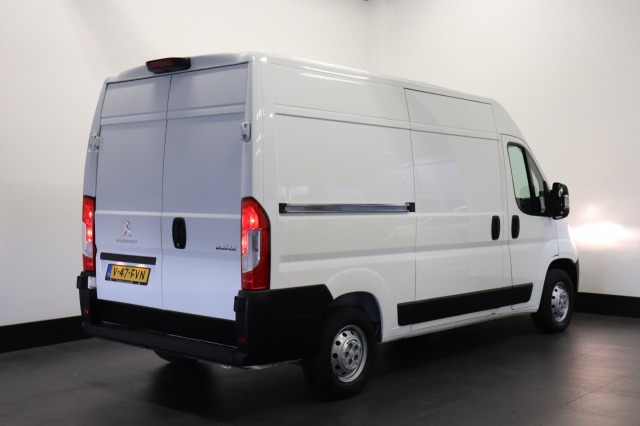 Peugeot Boxer 2.2 BlueHDi L2H2 140PK - EURO 6 - Airco - Navi - Cruise - Camera - € 13.900,- Excl.
