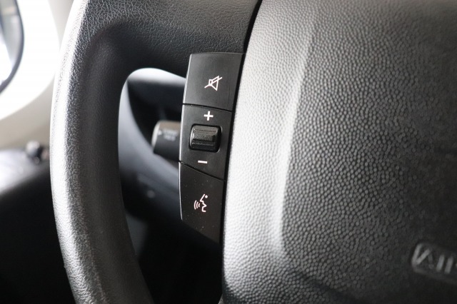 Peugeot Boxer 2.2 BlueHDi L2H2 140PK - EURO 6 - Airco - Navi - Cruise - Camera - € 13.900,- Excl. Peugeot Boxer 2.2 BlueHDi L2H2 140PK - EURO 6 - Airco - Navi - Cruise - Camera - € 13.900,- Excl.