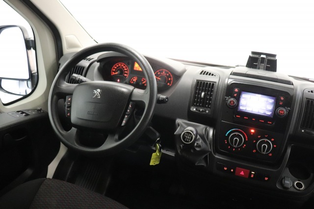 Peugeot Boxer 2.2 BlueHDi L2H2 140PK - EURO 6 - Airco - Navi - Cruise - Camera - € 13.900,- Excl.