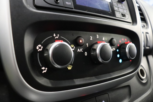 Renault Trafic 1.6 dCi EURO 6 - Airco  - PDC - Camera - € 9.950,- Excl.