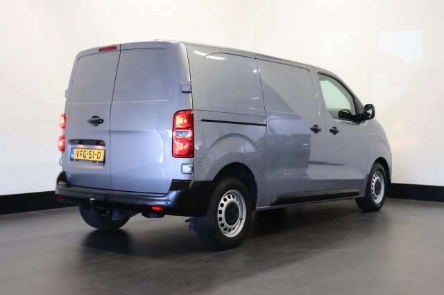 Toyota ProAce 2.0 D-4D 120PK Automaat EURO 6 - Airco - Cruise - PDC -  € 18.900,- Ex