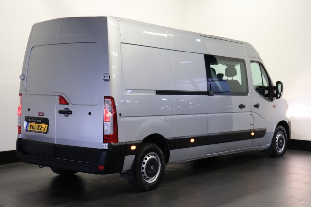 Renault Master 2.3 dCi 136PK L3H2 Dubbele Cabine - EURO 6 - Airco - Navi - Cruise - PDC - € 24.950,- Excl.