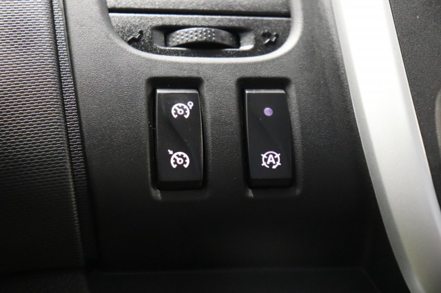 Renault Trafic 2.0 dCi 145PK EURO 6 - AC/climate - Navi - Cruise - € 11.950 ,- Excl.
