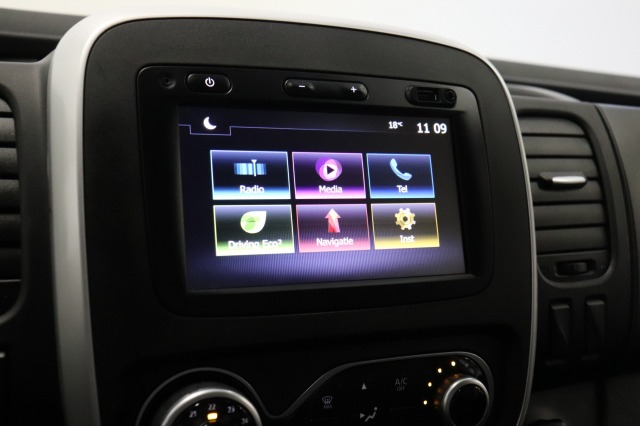 Renault Trafic 2.0 dCi 145PK EURO 6 - AC/climate - Navi - Cruise - € 11.950 ,- Excl.