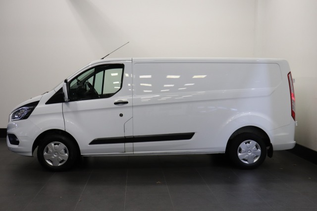 Ford Transit Custom 2.0 TDCI 130PK L2 EURO 6 - Airco - Cruise - Camera - € 12.950,- Excl.