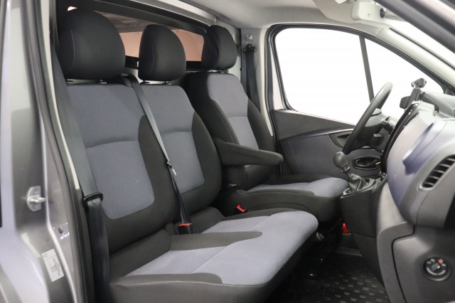 Opel Vivaro 1.6 CDTI 125PK EURO 6 - Airco - Navi - Cruise - € 9.900,- Excl.