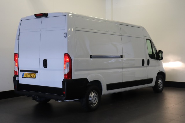 Peugeot Boxer 2.2 BlueHDi L3H2 140PK EURO 6 - Airco - Cruise - PDC - € 19.950,- Excl.
