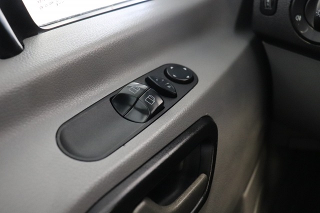Mercedes-Benz Sprinter 314 2.2 CDI L2H2 Automaat EURO 6 - Airco - Cruise - Trekhaak - € 15.950,- Excl.