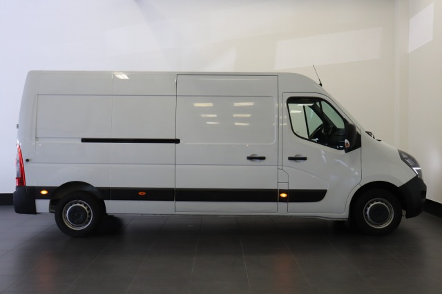 Opel Movano 2.3 Turbo 136PK L3H2 EURO 6 - A/C Climate - Navi - Cruise - €19.950,- Excl.