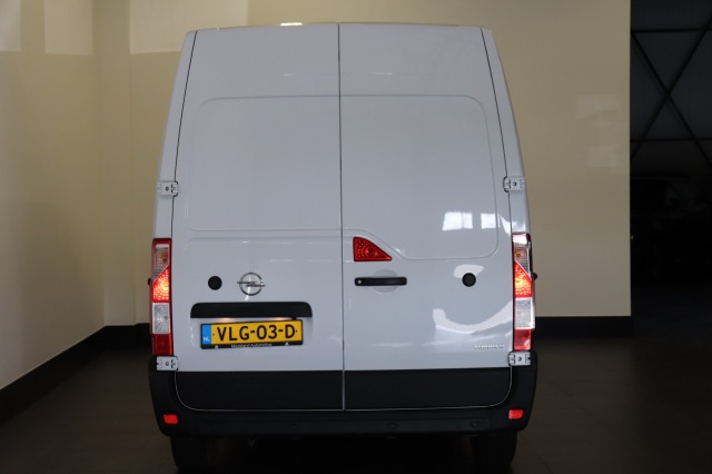 Opel Movano 2.3 Turbo 136PK L3H2 EURO 6 - A/C Climate - Navi - Cruise - €19.950,- Excl.