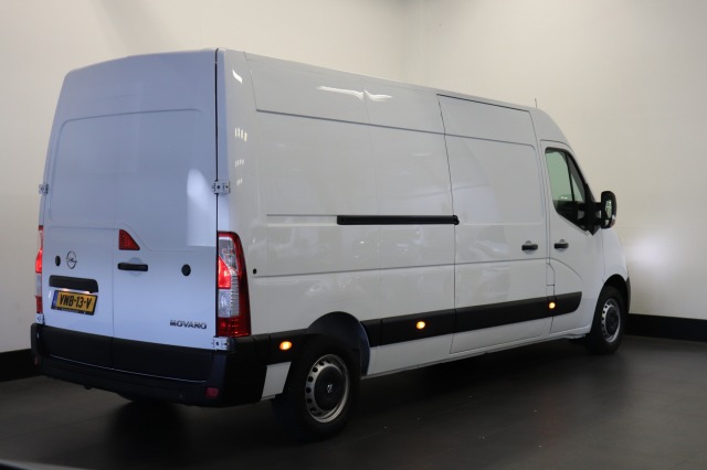 Opel Movano 2.3 Turbo 136PK L3H2 EURO 6 - AC/climate - Navi - Cruise - € 18.900,- Excl.