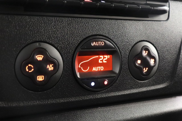 Opel Movano 2.3 Turbo 136PK L3H2 EURO 6 - AC/climate - Navi - Cruise - € 18.900,- Excl.