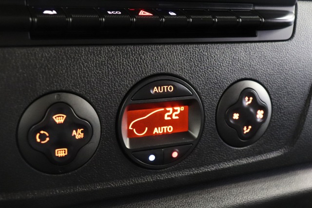 Opel Movano 2.3 Turbo 136PK L3H2 EURO 6 - Airco - Navi - Cruise - € 18.900,- Excl.