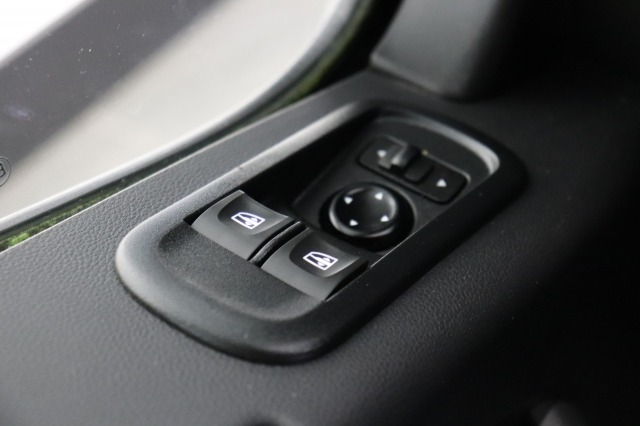 Opel Movano 2.3 Turbo 136PK L3H2 EURO 6 - Airco - Navi - Cruise - € 18.900,- Excl.