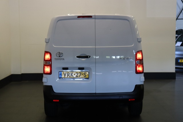 Toyota ProAce Worker 2.0 145PK L2 EURO 6 - Airco - Cruise - Navi - €17.499,- Excl.