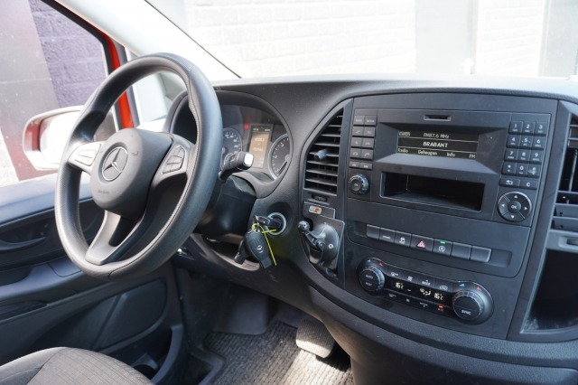 Mercedes-Benz Vito 114 CDI Lang Automaat EURO 6 - Airco - Cruise - 2x Schuifdeur - €14.950,- Excl.