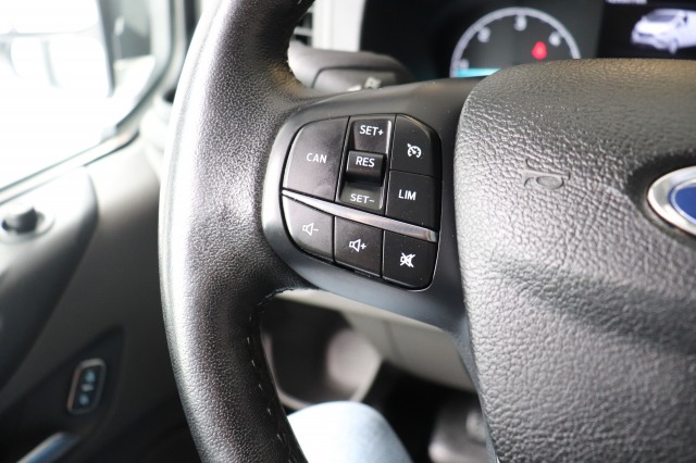 Ford Transit Custom 2.0 TDCI 130PK EURO 6 - Airco - Navi - Cruise - € 13.950,- Excl.