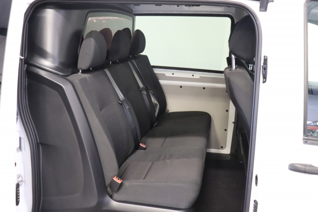 Mercedes-Benz Vito 111 CDI Lang Dubbele Cabine EURO 6 - Airco - Navi - Cruise - € 21.950,- Excl.