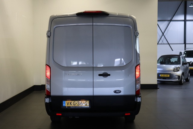 Ford Transit 2.0 TDCI 130PK L3H2 EURO 6 - Airco - Navi - Cruise - € 15.950,- Excl.