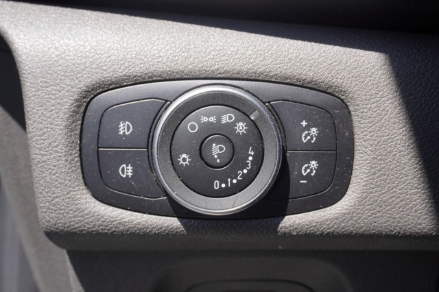 Ford Transit Custom 2.0 TDCI 130PK - EURO 6 - Airco - Cruise - PDC - € 18.900,- Excl.