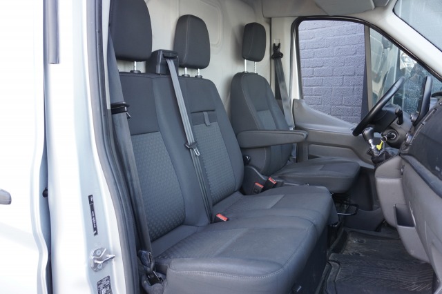 Ford Transit 2.0 TDCI 130PK L3H2 - Airco - Navi - Cruise - € 17.500,- Excl.