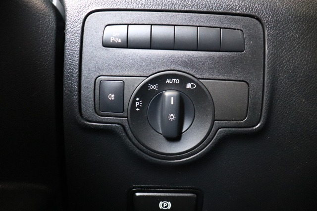 Mercedes-Benz Vito 114 CDI Lang Automaat - EURO 6 - A/C Climate - Navi - Cruise - € 14.950,- Excl.