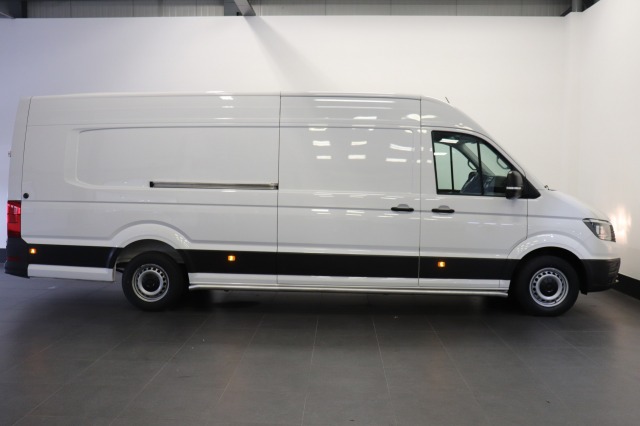 Volkswagen Crafter 2.0 TDI 140PK L5H3 Automaat EURO 6 - Airco - Navi - Cruise - €19.950,- Excl. Volkswagen Crafter 2.0 TDI 140PK L5H3 Automaat EURO 6 - Airco - Navi - Cruise - €19.950,- Excl.