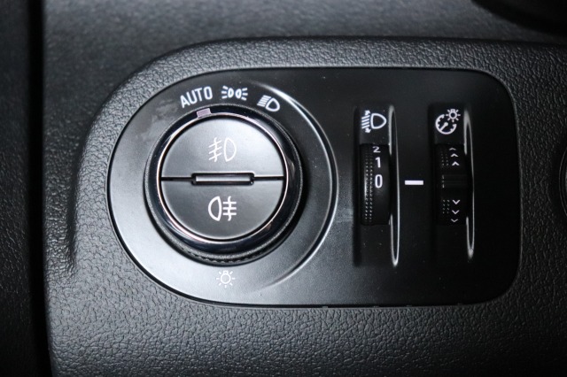 Opel Combo 1.5D 100PK EURO 6 - Airco - Navi - Cruise - €9.499,- Excl.