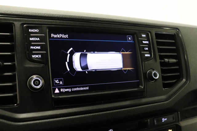 Volkswagen Crafter 2.0 TDI L3H2 - Airco - Navi - Cruise - €15.900,- Excl.