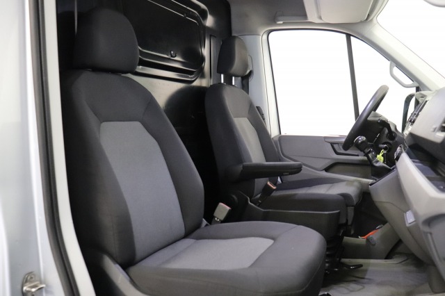 Volkswagen Crafter 2.0 TDI L3H2 - Airco - Navi - Cruise - €15.900,- Excl.