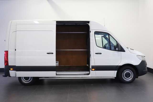 Mercedes-Benz Sprinter 314 2.2 CDI Automaat L2H2 EURO 6 - A/C Climate - Navi - Cruise - € 17.950,- Excl.