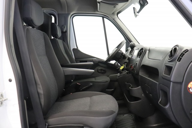 Opel Movano 2.3 CDTI BiTurbo L2 Openlaadbak - Airco - Navi - HIAB kraan - € 18.950,- Excl.