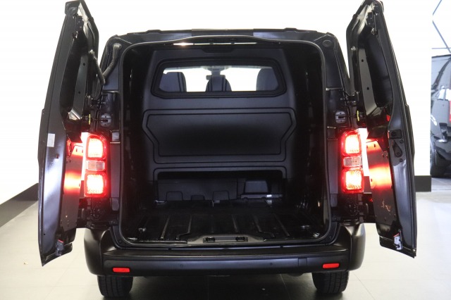 Opel Vivaro 2.0 CDTI L3 Dubbele Cabine EURO 6 - Airco - Cruise - PDC - € 15.950,- Excl.