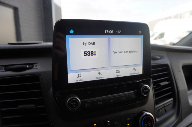 Ford Transit Custom 2.0 TDCI EURO 6 - Airco - Cruise - PDC - Trekhaak - € 13.900,- Excl.