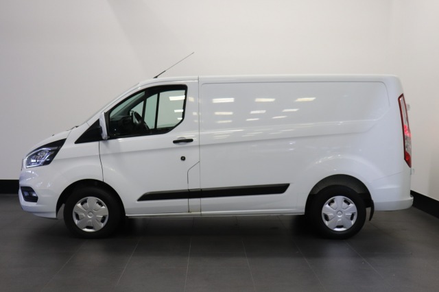 Ford Transit Custom 2.0 TDCI EURO 6 - Airco - Cruise - PDC - €14.499,- Excl.
