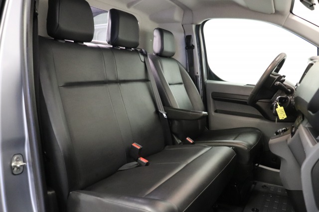 Opel Vivaro 2.0 CDTI 177PK L2 Automaat EURO 6 - Airco - Navi - Cruise - € 13.950,- Excl.