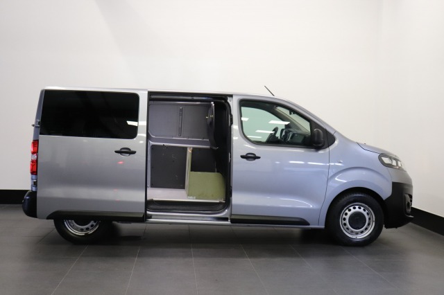 Opel Vivaro 2.0 CDTI 177PK L2 Automaat EURO 6 - Airco - Navi - Cruise - € 13.950,- Excl.