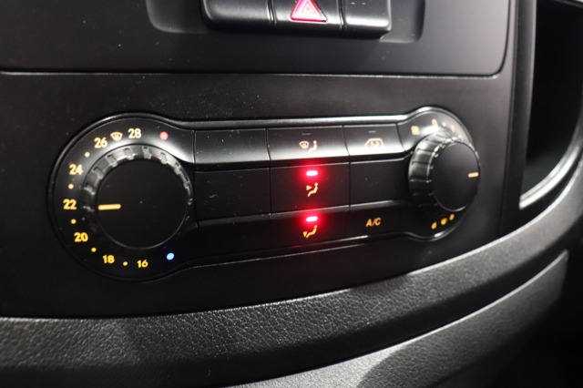 Mercedes-Benz Vito 111 CDI Lang Dubbele Cabine EURO 6 - Airco - Navi - Cruise - PDC - €17.950,- Excl.