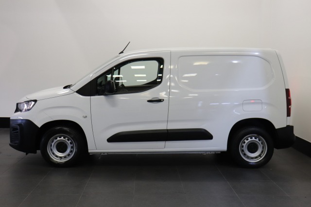 Peugeot Partner 1.2 PT 110PK Benzine! EURO 6 - Airco - Navi - Cruise - € 10.900,- Excl.