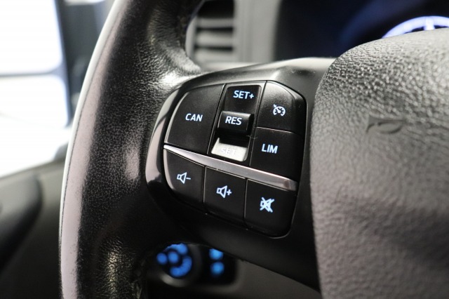 Ford Transit Custom 2.0 TDCI L2 EURO 6 - Airco - Cruise - PDC - €14.950,- Excl.