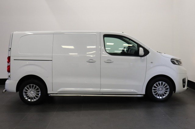 Toyota ProAce Worker 2.0 D-4D 177PK Automaat L2 - EURO 6 - AC/Climate - Navi - Cruise - €14.950,- Excl.