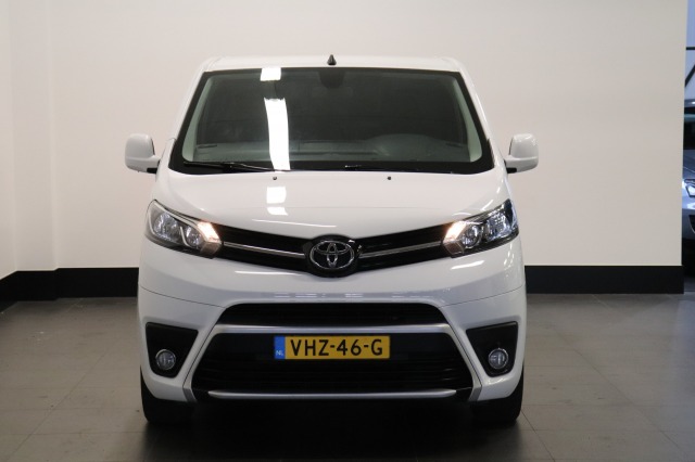 Toyota ProAce Worker 2.0 D-4D 177PK Automaat L2 - EURO 6 - AC/Climate - Navi - Cruise - €14.950,- Excl.
