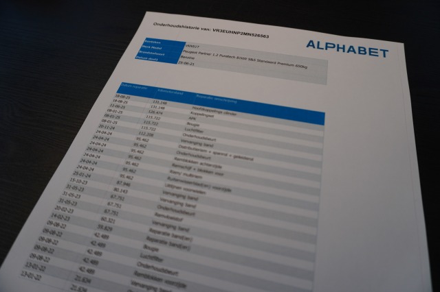 Peugeot Partner 1.2 110PK Benzine - Airco - Navi - Cruise - € 9.950,- Excl.