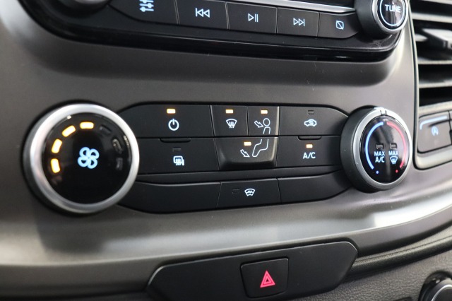 Ford Transit Custom 2.0 TDCI 130PK Automaat EURO 6 - Airco - Navi - Cruise - € 13.950,- Excl.