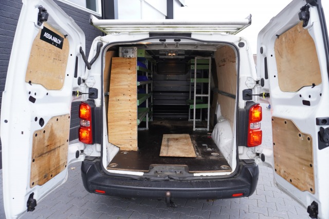 Opel Vivaro 2.0 CDTI 2.0 CDTI 120PK L3 Automaat EURO 6 - Airco - Navi - Cruise - € 13.900,- Excl.