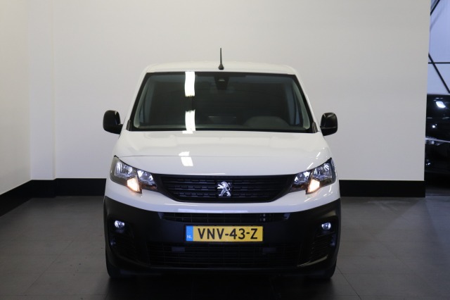 Peugeot Partner 1.2 PureTech Benzine EURO 6 - Airco - Navi - Cruise - €12.499,- Excl.