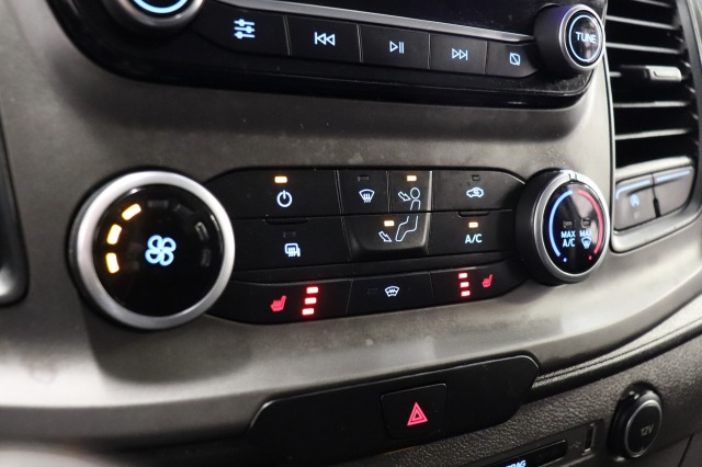 Ford Transit Custom 2.0 TDCI 130PK L2 EURO 6 - Airco - Navi - Cruise - €12.950,- Excl.