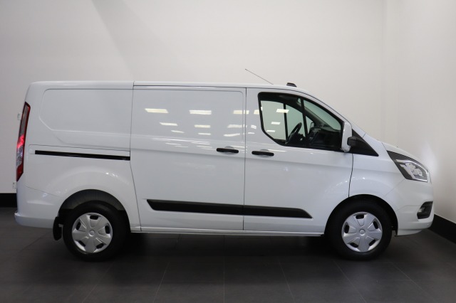 Ford Transit Custom 2.0 TDCI 130PK Automaat EURO 6 - Airco - Cruise - PDC - €18.900,- Excl.